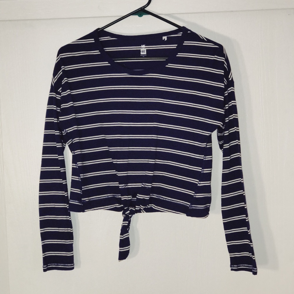 me to we essentials tie front long sleeve